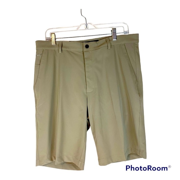 Greg Norman Khaki ML75 Micro Luz Lightweight Short- Sz 34 - Picture 1 of 12